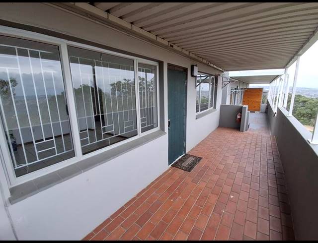 2 BEDROOM PROPERTY TO RENT IN RESERVOIR HILLS